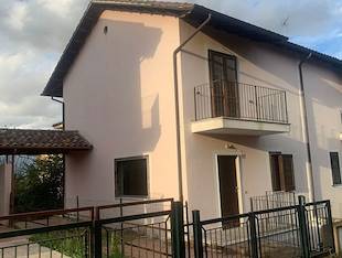 Villa bifamiliare - Bevagna, PG
