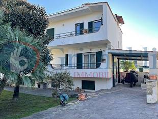 Villa singola - Giugliano in Campania, NA