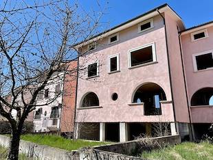 Villa a schiera - L'Aquila, AQ