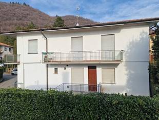 Villa trifamiliare - Como, CO