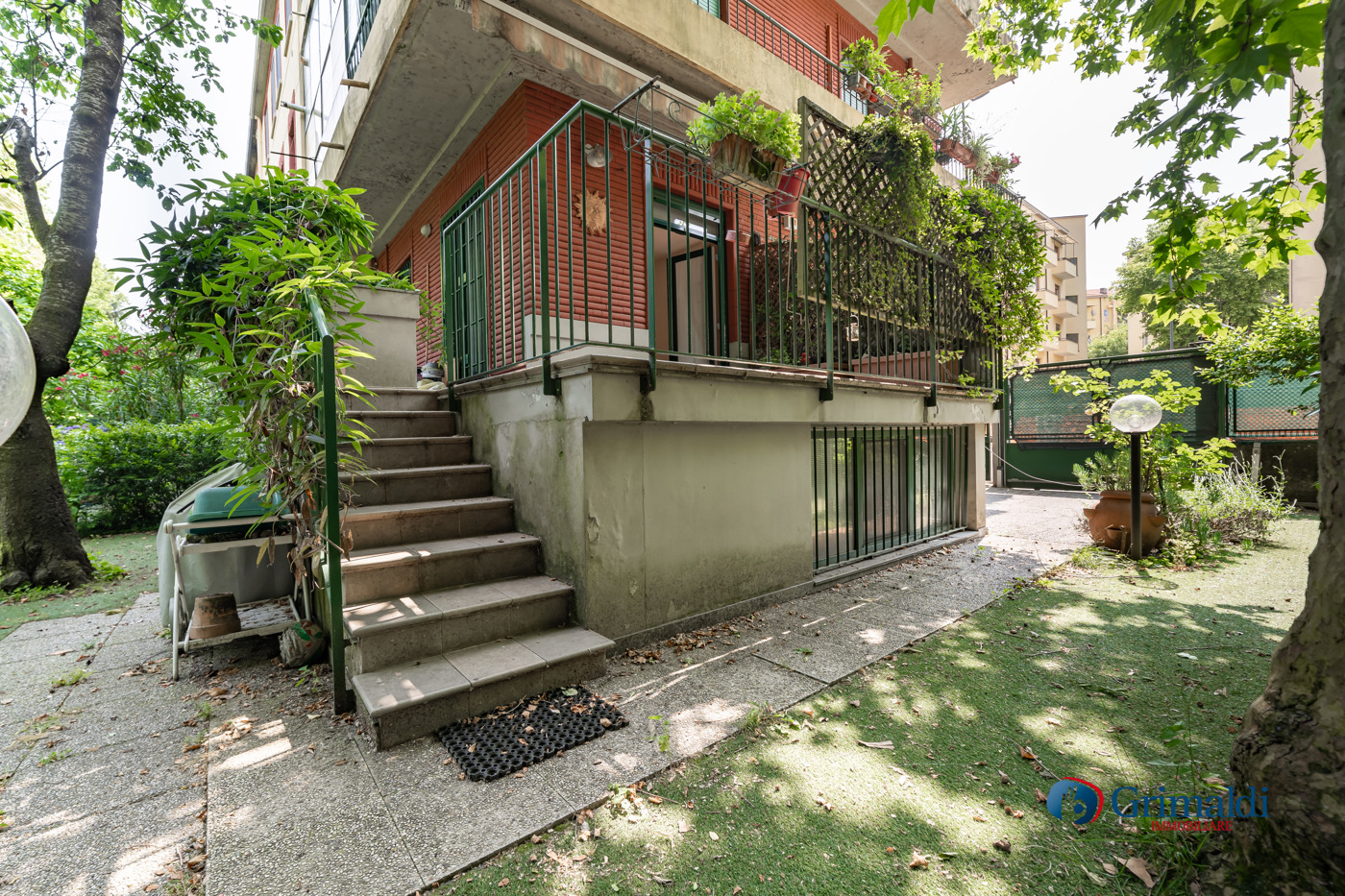 MBJ02704-HDR.jpg