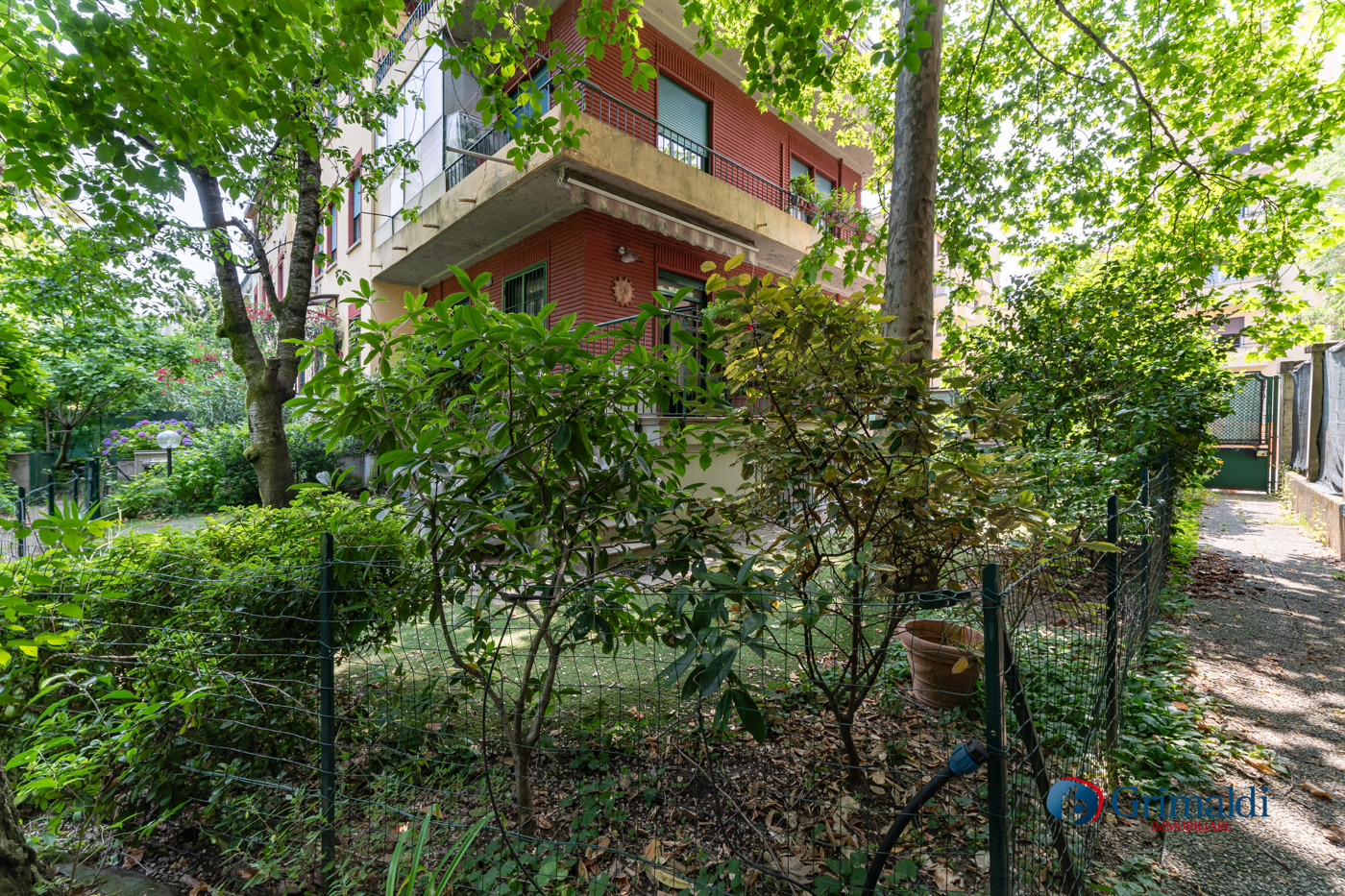 MBJ02725-HDR.jpg