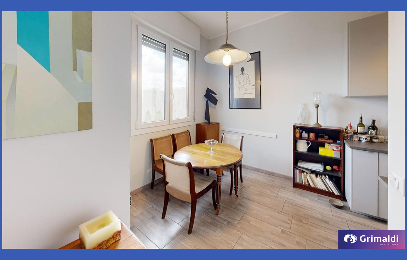 NB3072R Dining-Room 1.jpg