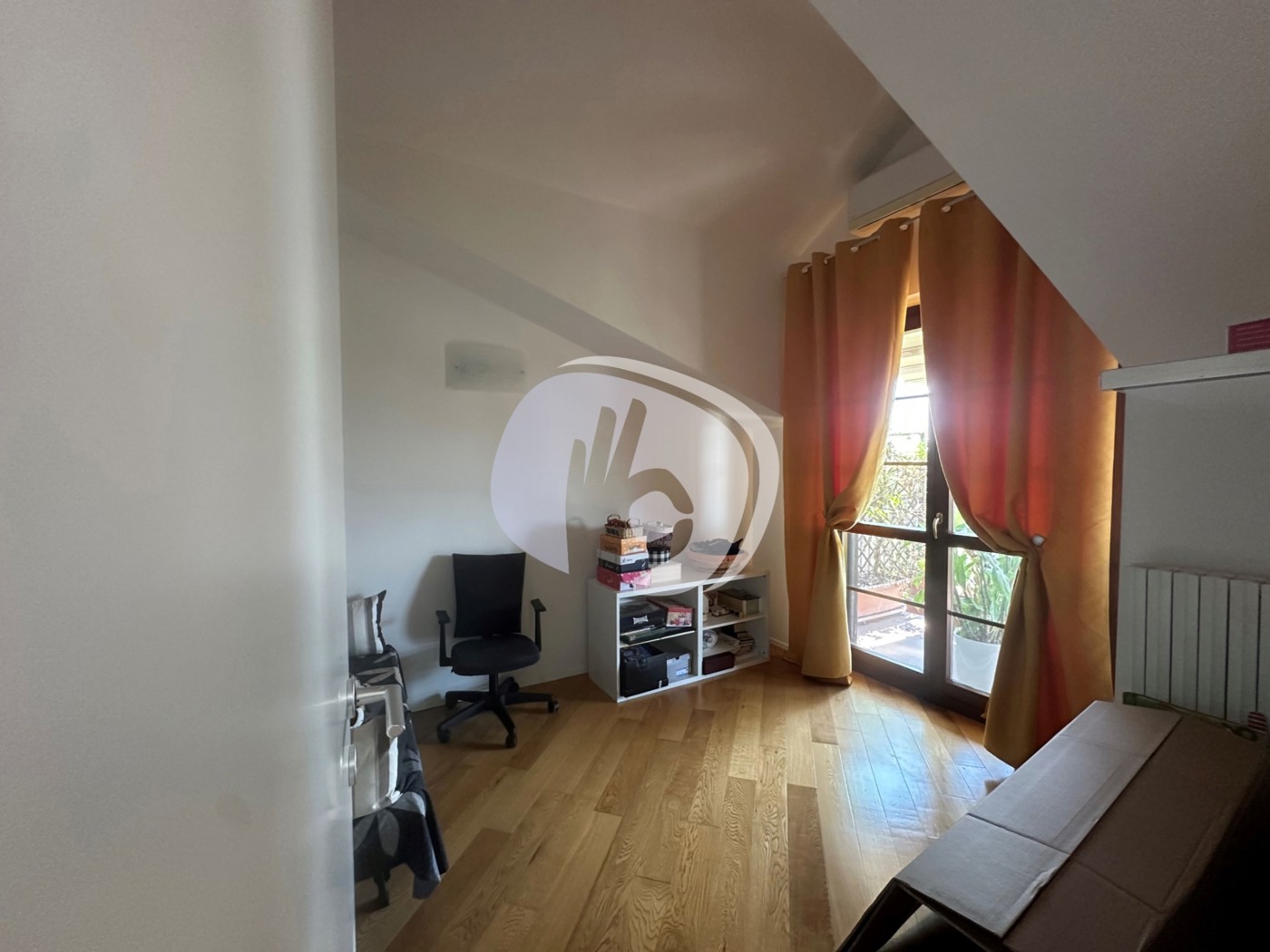 camera 4.JPG