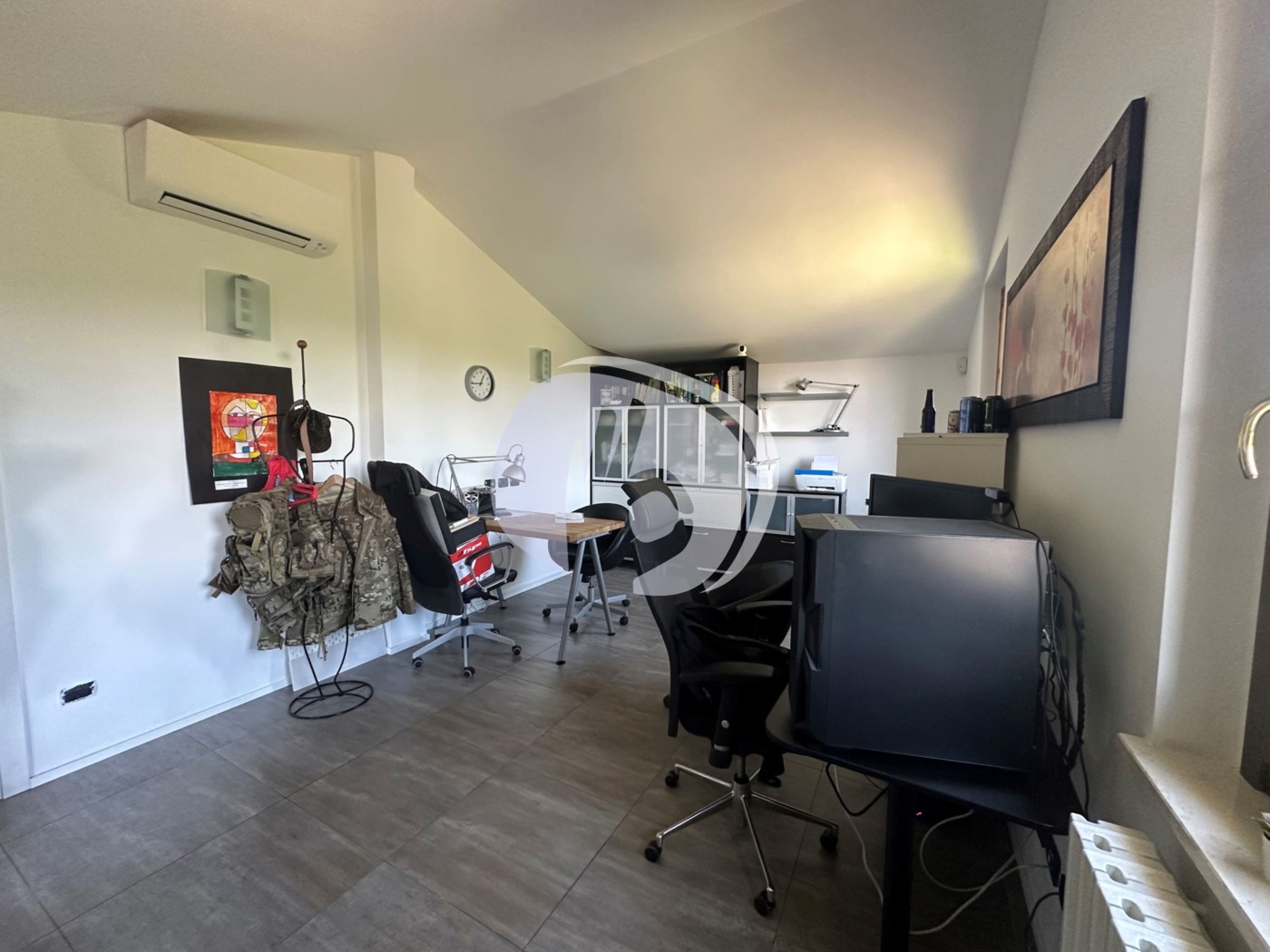 studio 1.JPG