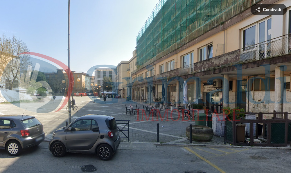 piazza labriola.PNG
