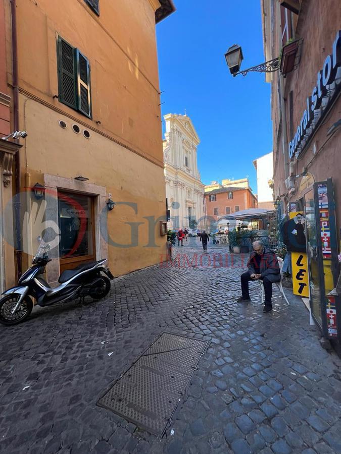 piazza.jpg