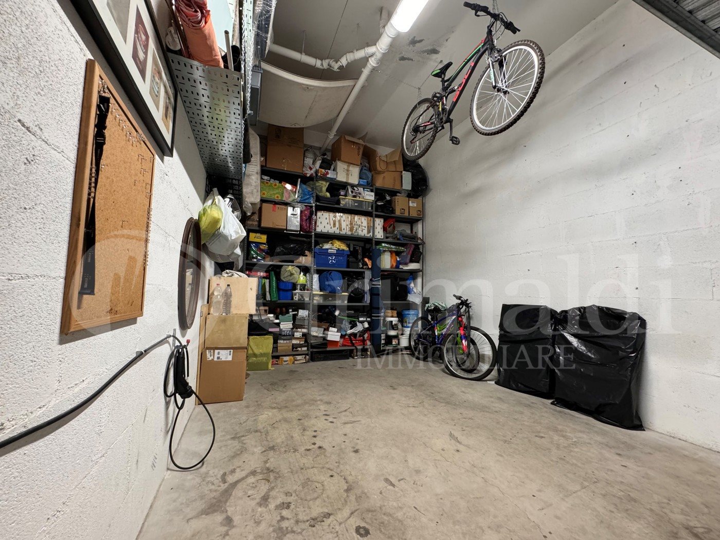 garage.jpg