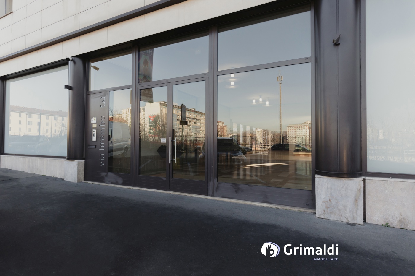 Via Brembo 3 Milano - Appartamento  - 02.jpg