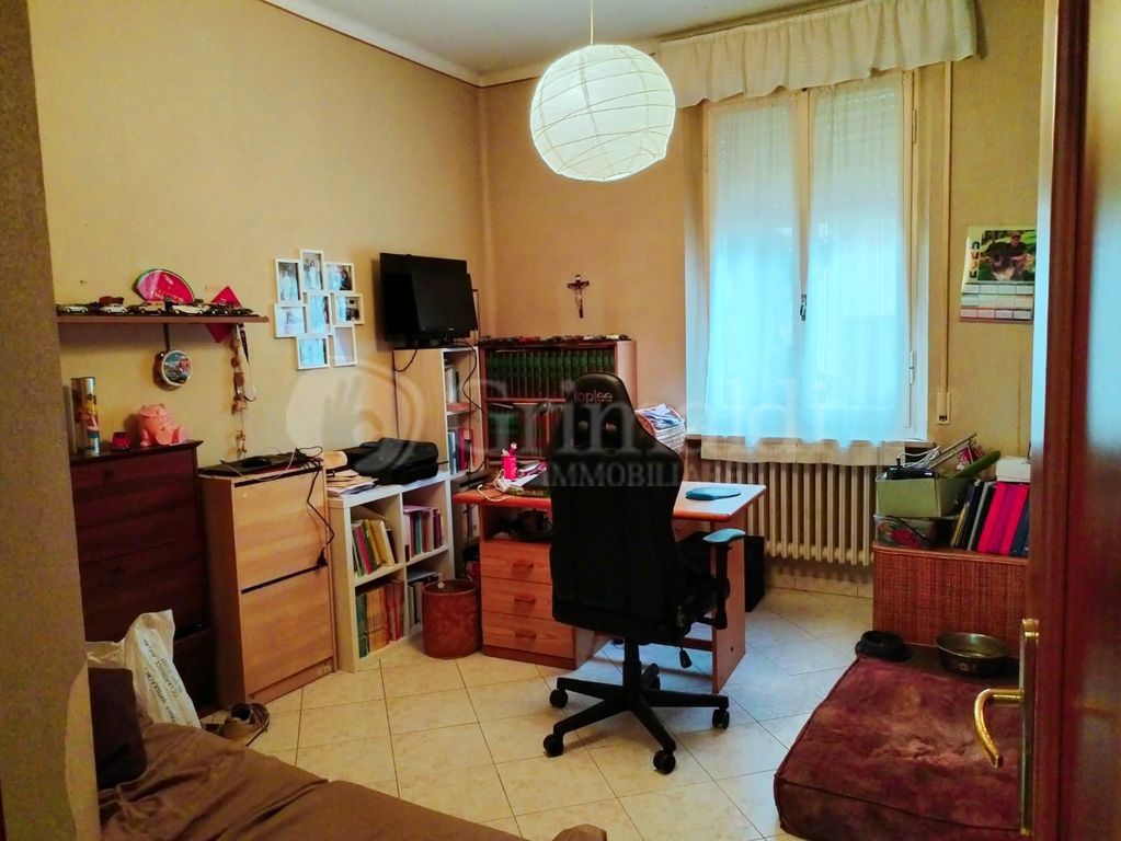 11889 (10).jpg