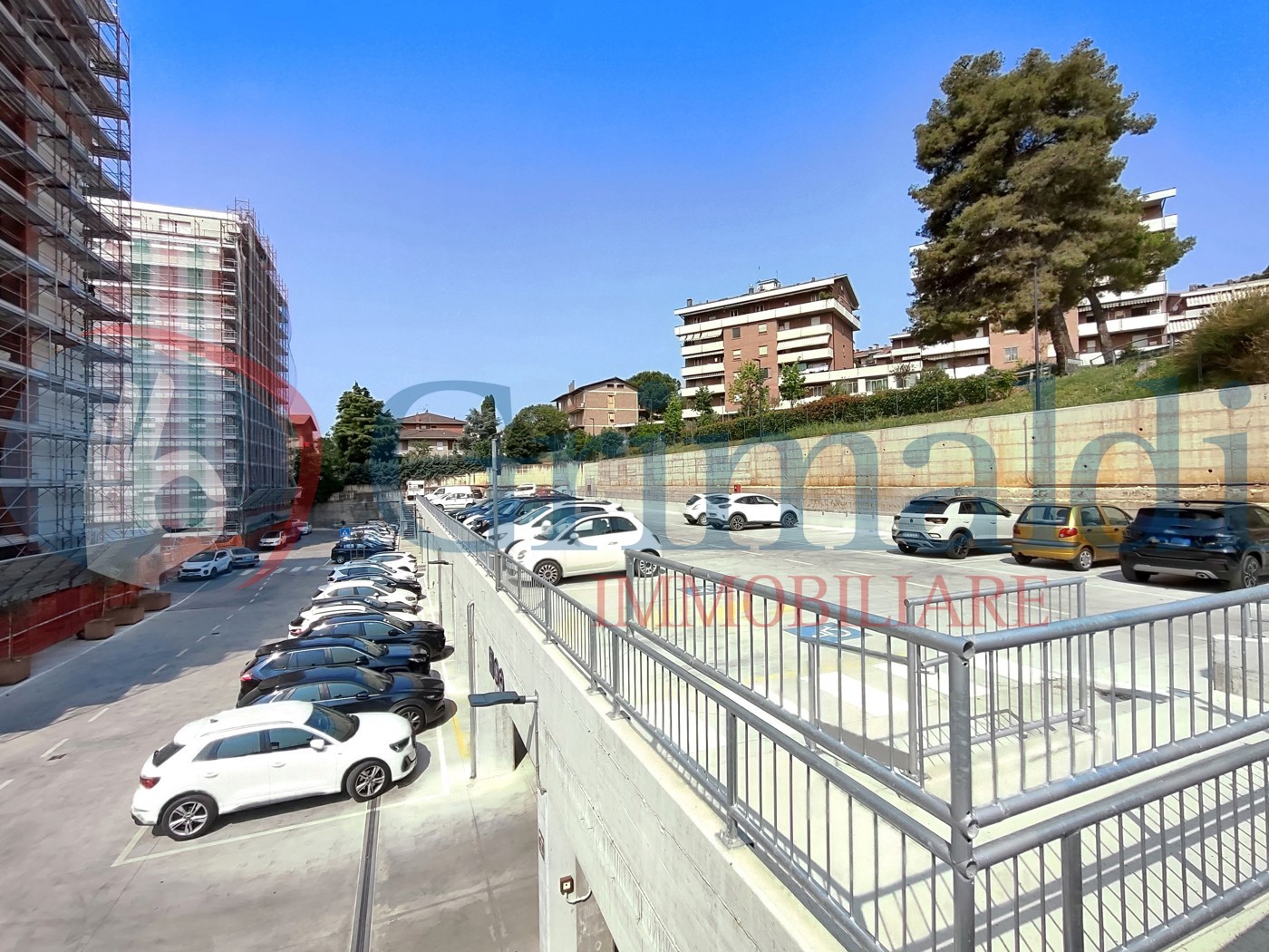 parcheggi area.jpg