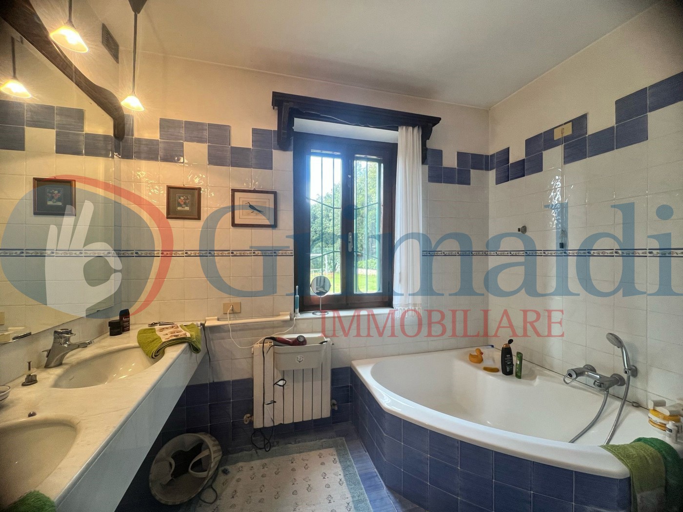 bagno en suite piano terra.jpeg