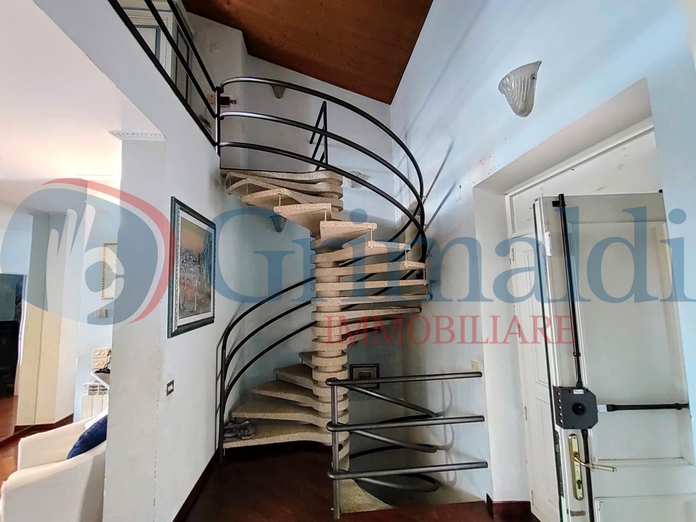 scala chiocciola .jpeg