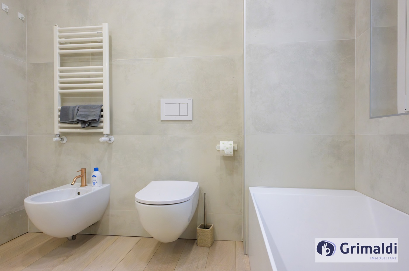 BAGNO CON VASCA