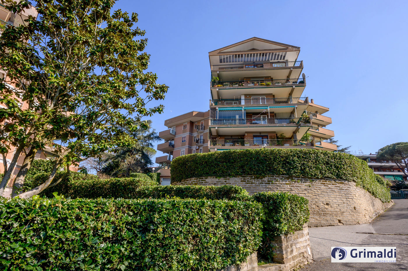 PALAZZINA E GIARDINI