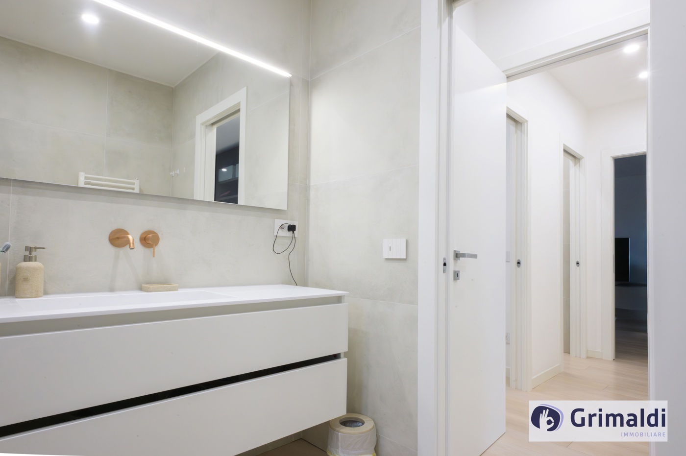 BAGNO CON VASCA