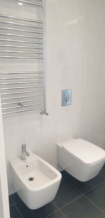 BAGNO CON DOCCIA