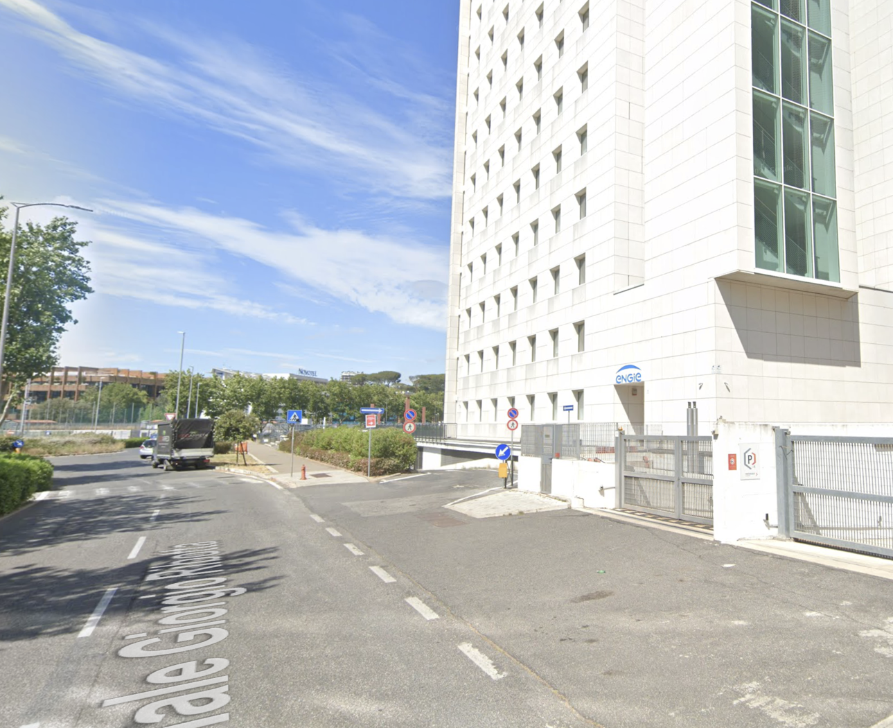 RAMPA ACCESSO GARAGE EUROSKY TOWER