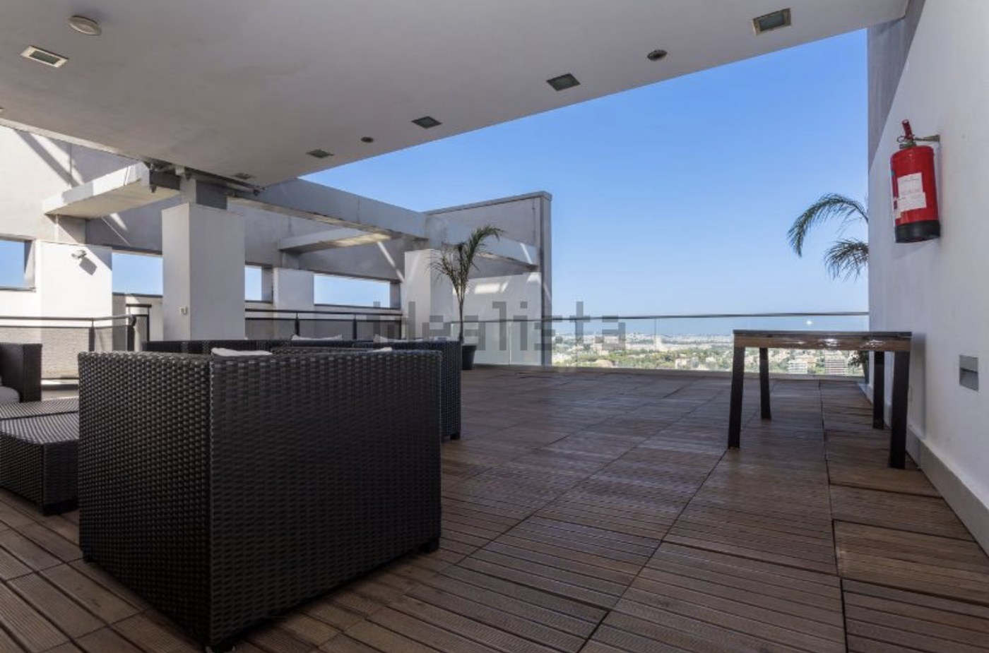ROOF TOP EUROSKY