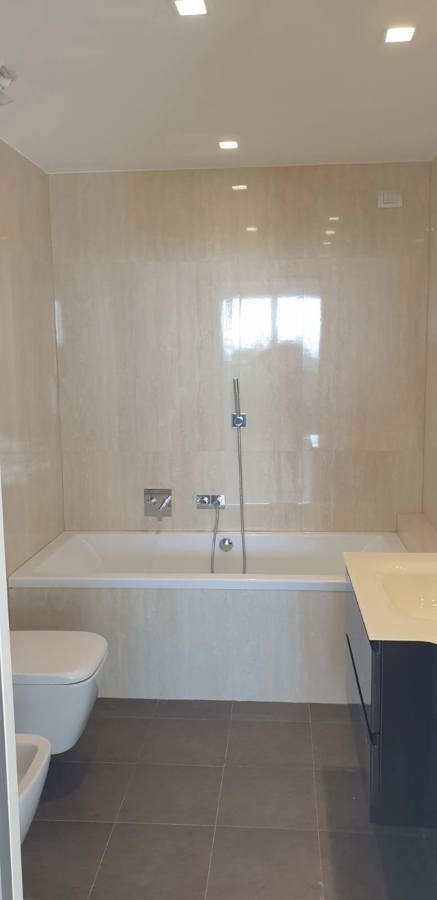 BAGNO EN SUITE CON VASCA