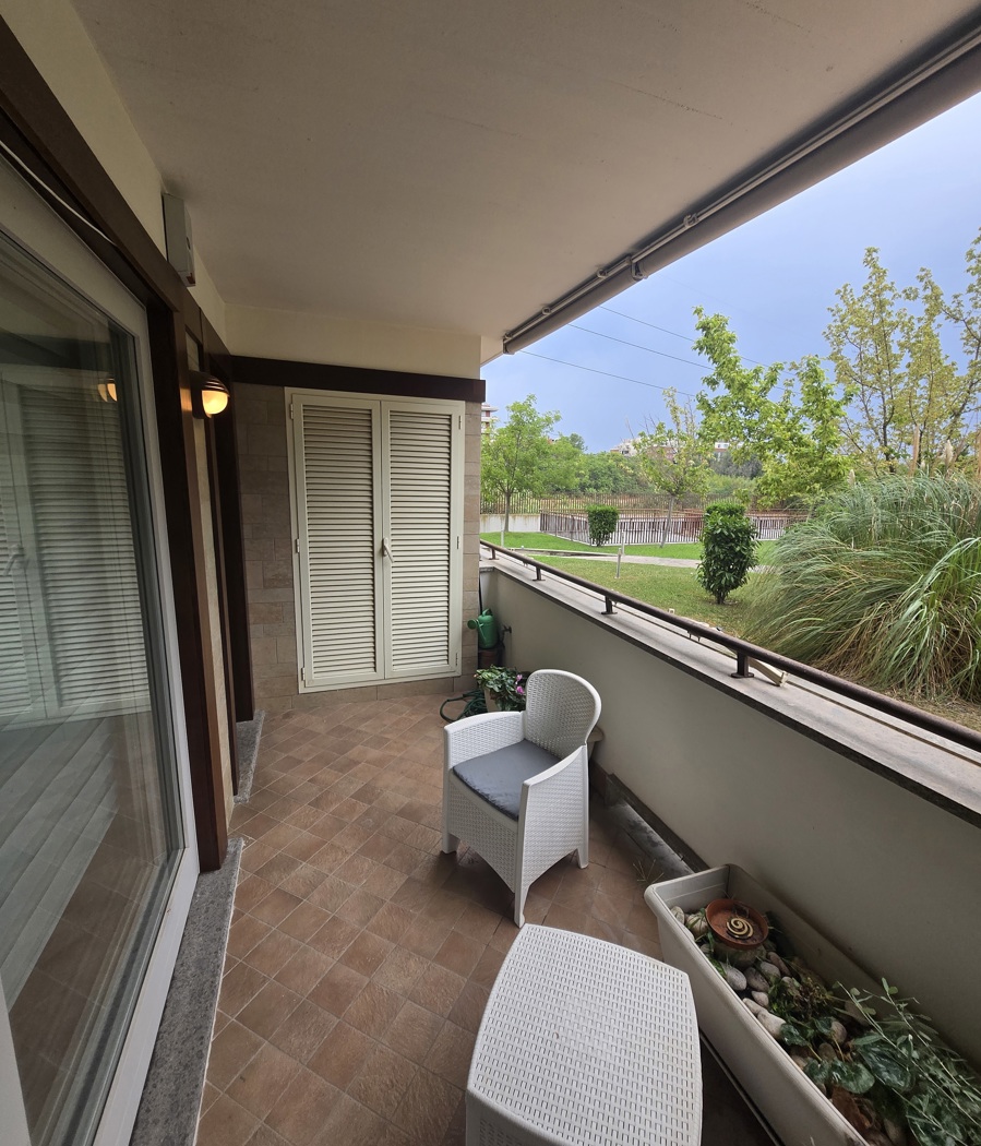1 TERRAZZO
