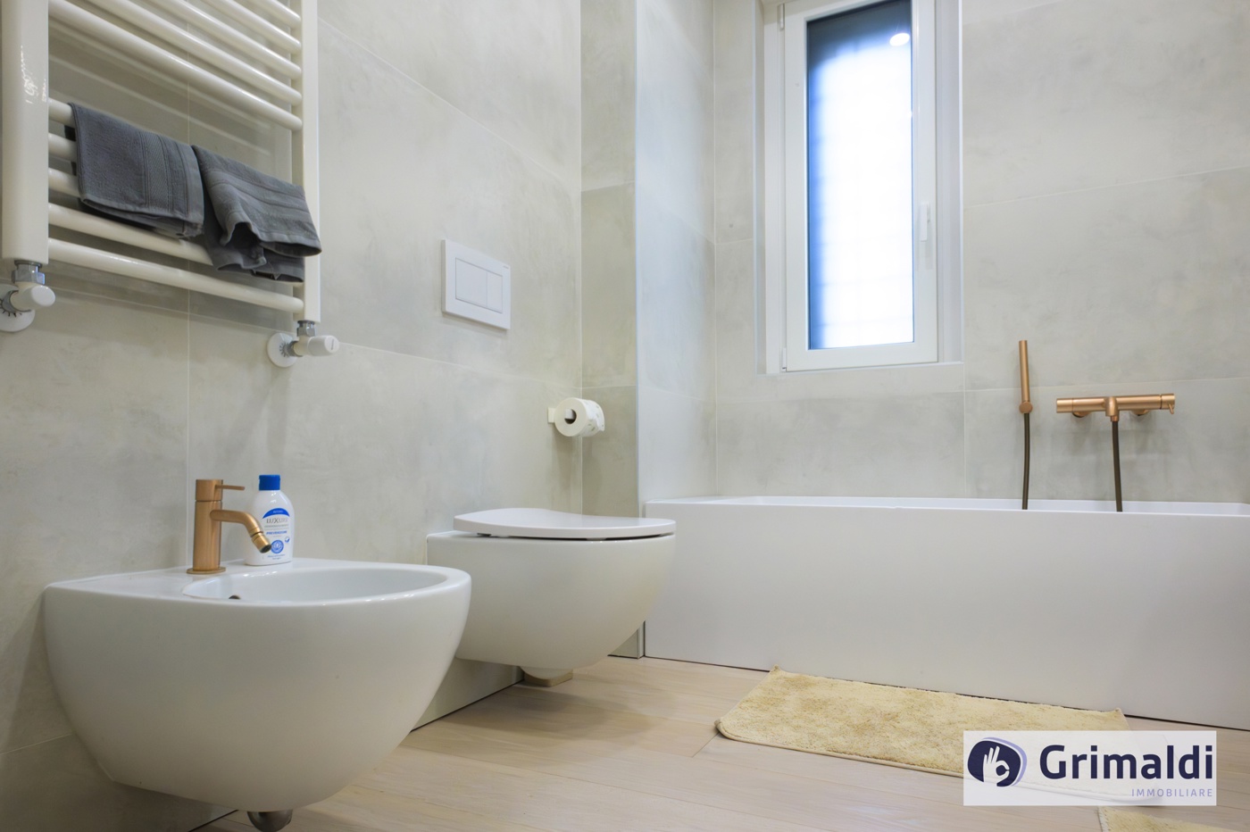 BAGNO CON VASCA