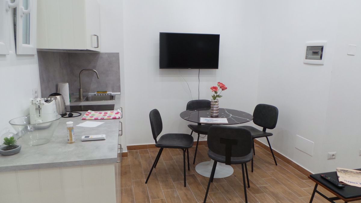 salone con angolo cottura