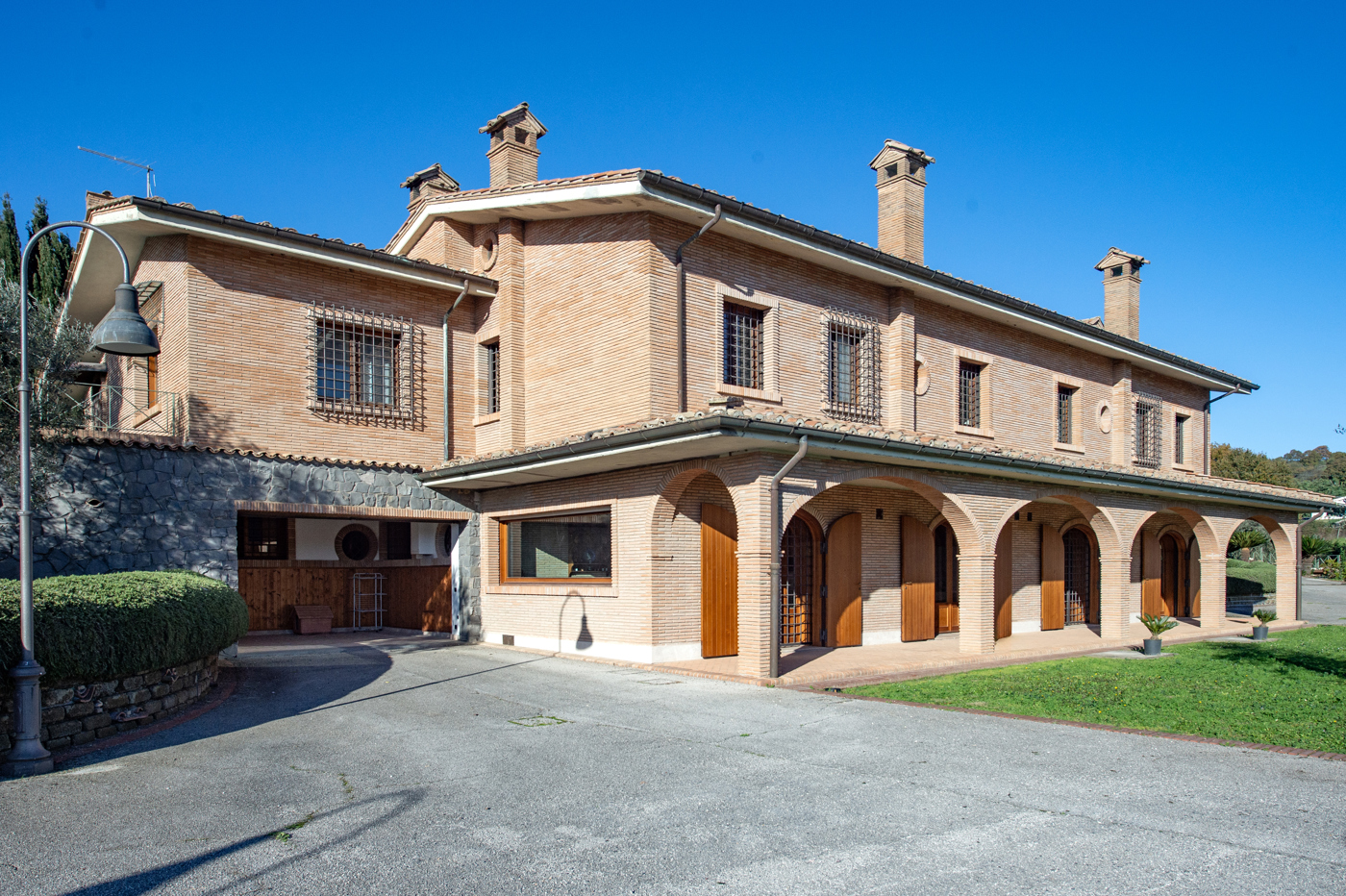 Esterno