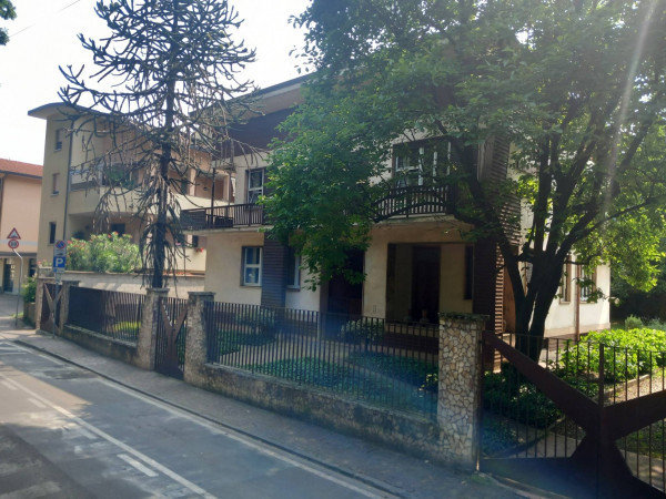 villa 1.jpg