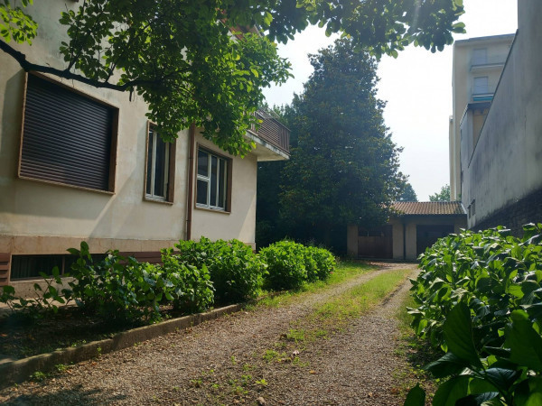 villa 3.jpg
