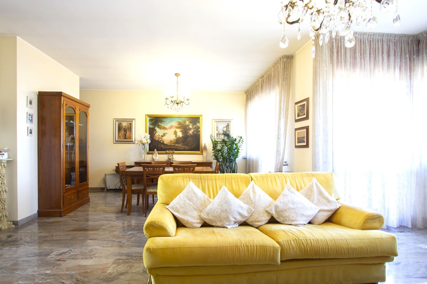 via mazzini 4 cusano milanino  foto sala 9.jpg