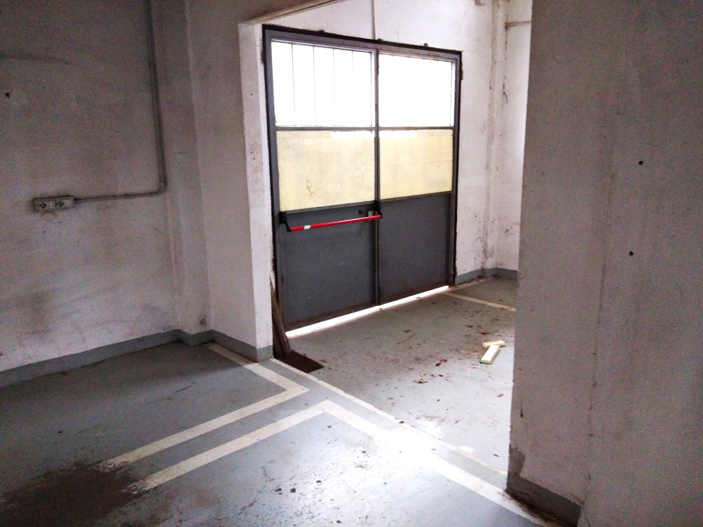 FOTO VIA MERLI INGRESSO LATERALE CUSANO M.jpg