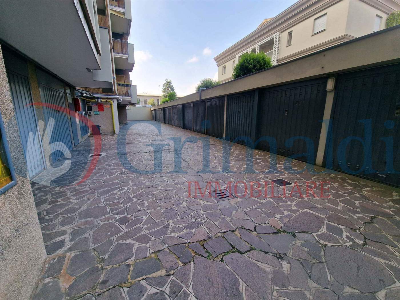 VIA DON MINZONI 25 QUATTROLOCALI 22.jpg