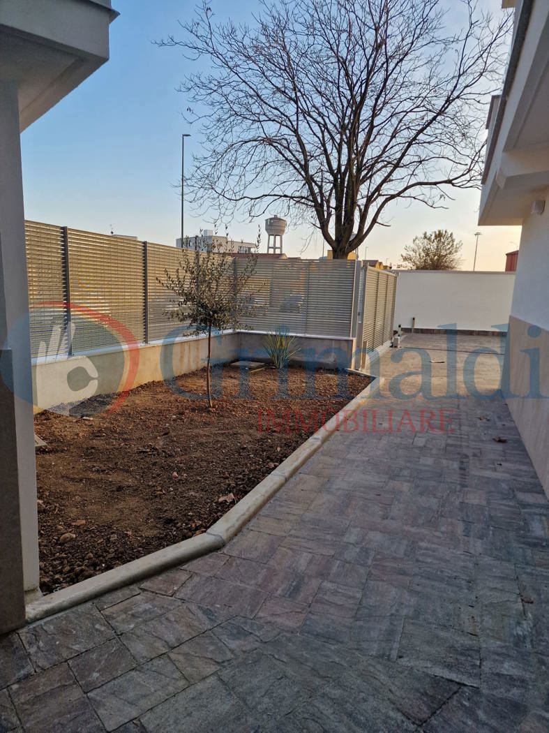 via gramsci trilocale con terrazzino 245.jpg