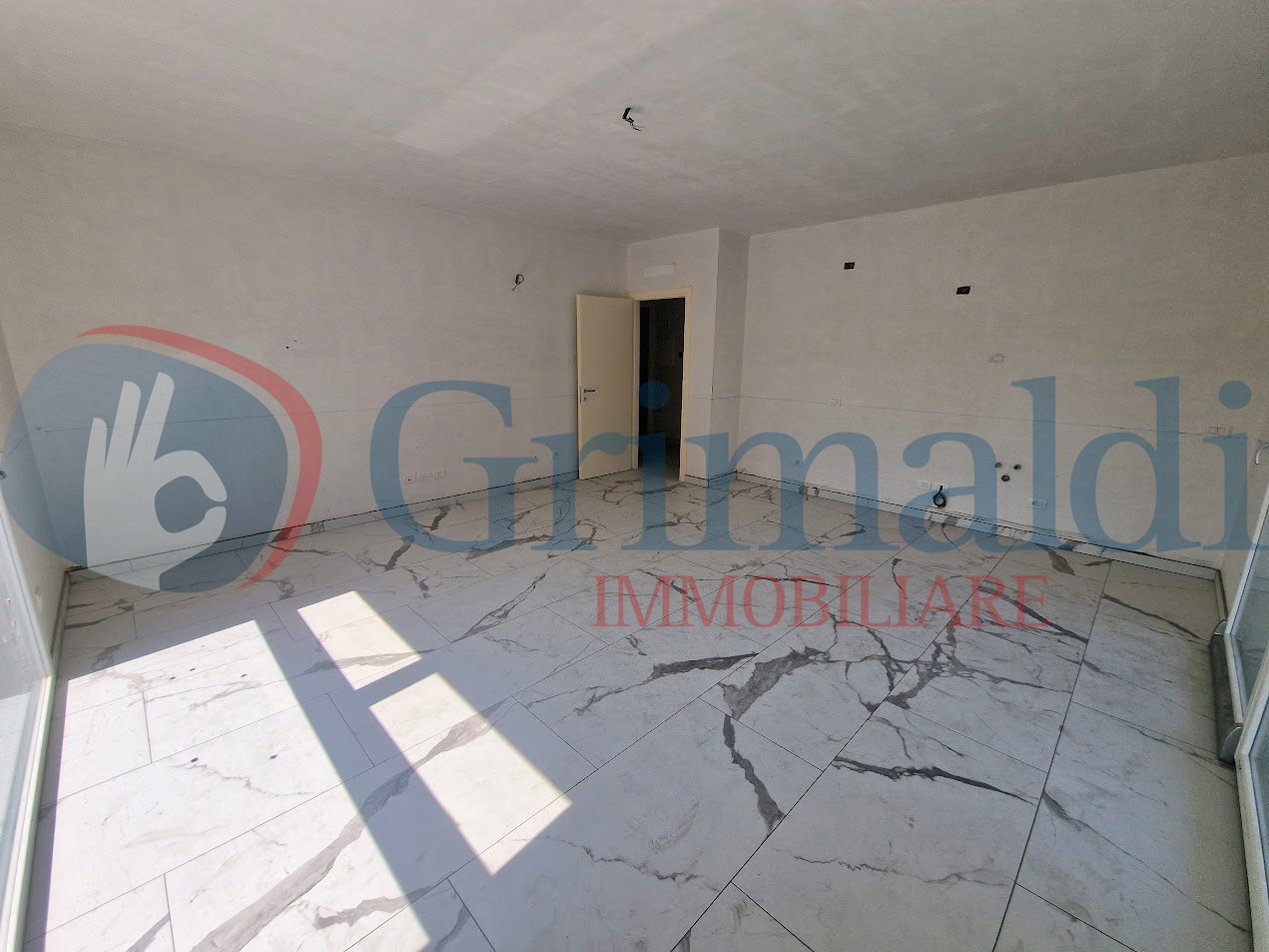 via gramsci trilocale con terrazzino 221.jpg