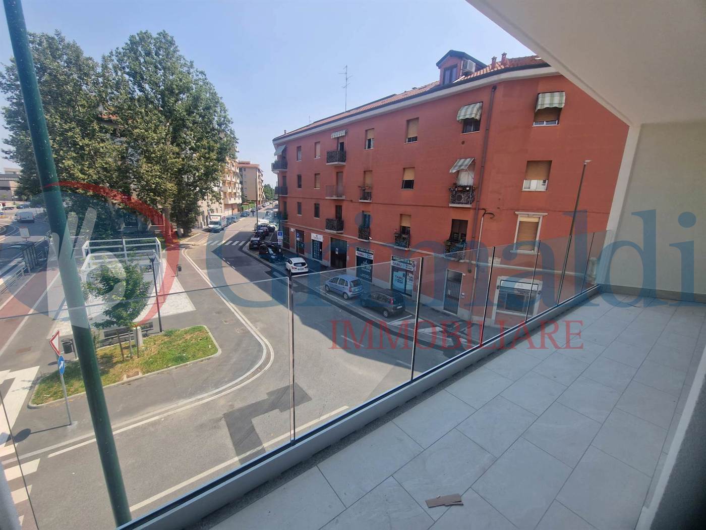 via gramsci trilocale con terrazzino 224.jpg
