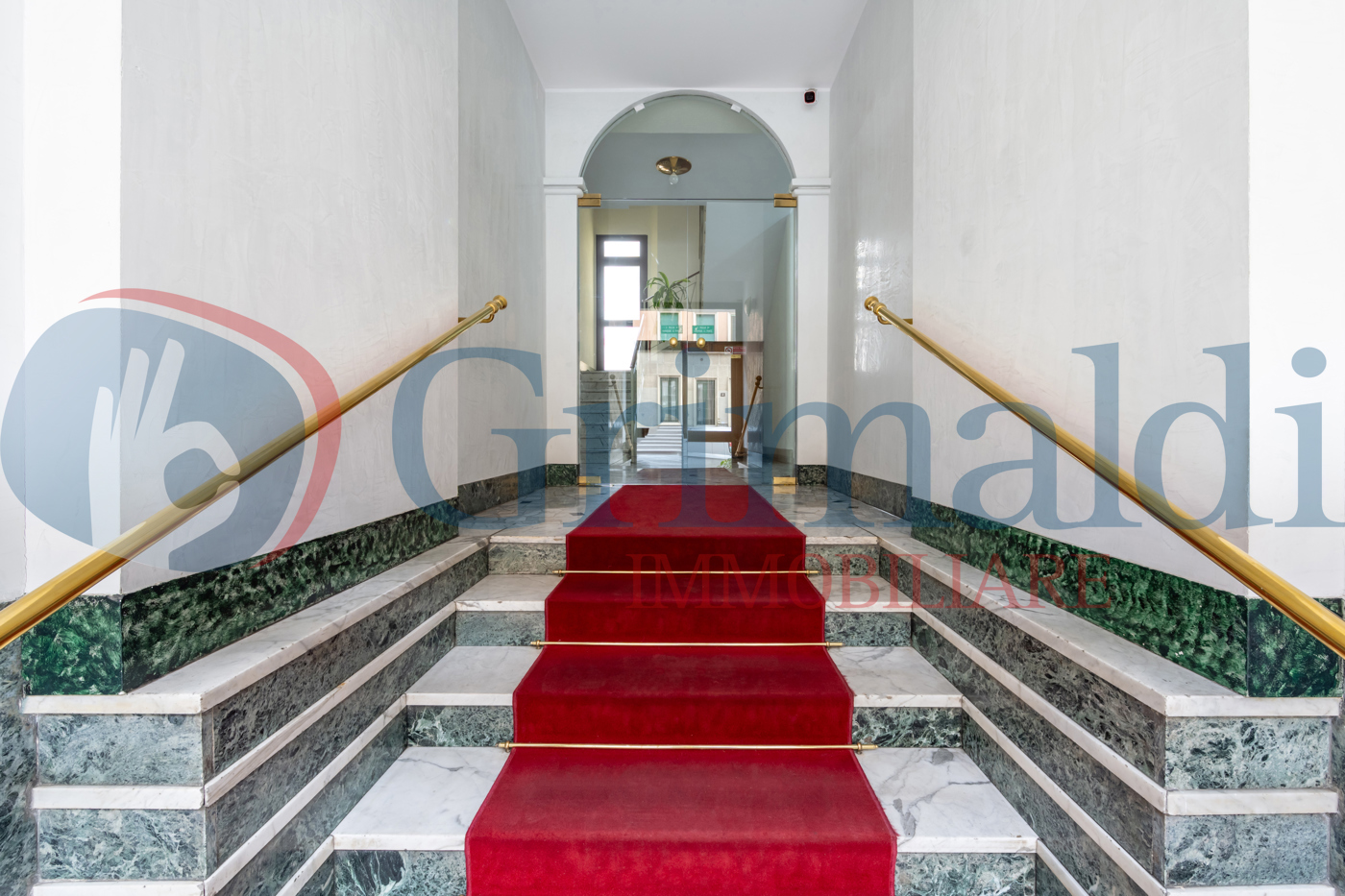 INGRESSO EDIFICIO