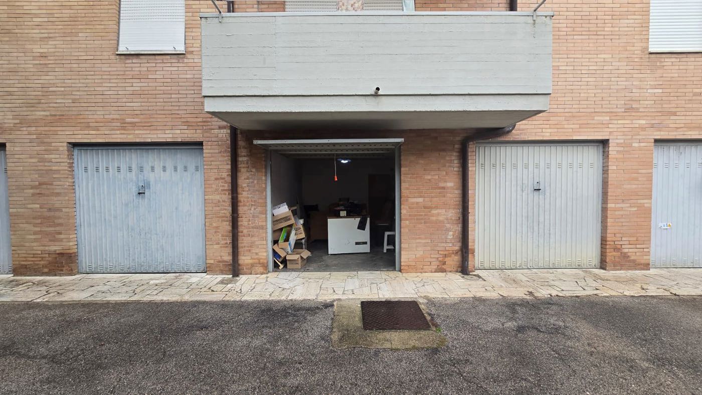 12_garage (1).jpg