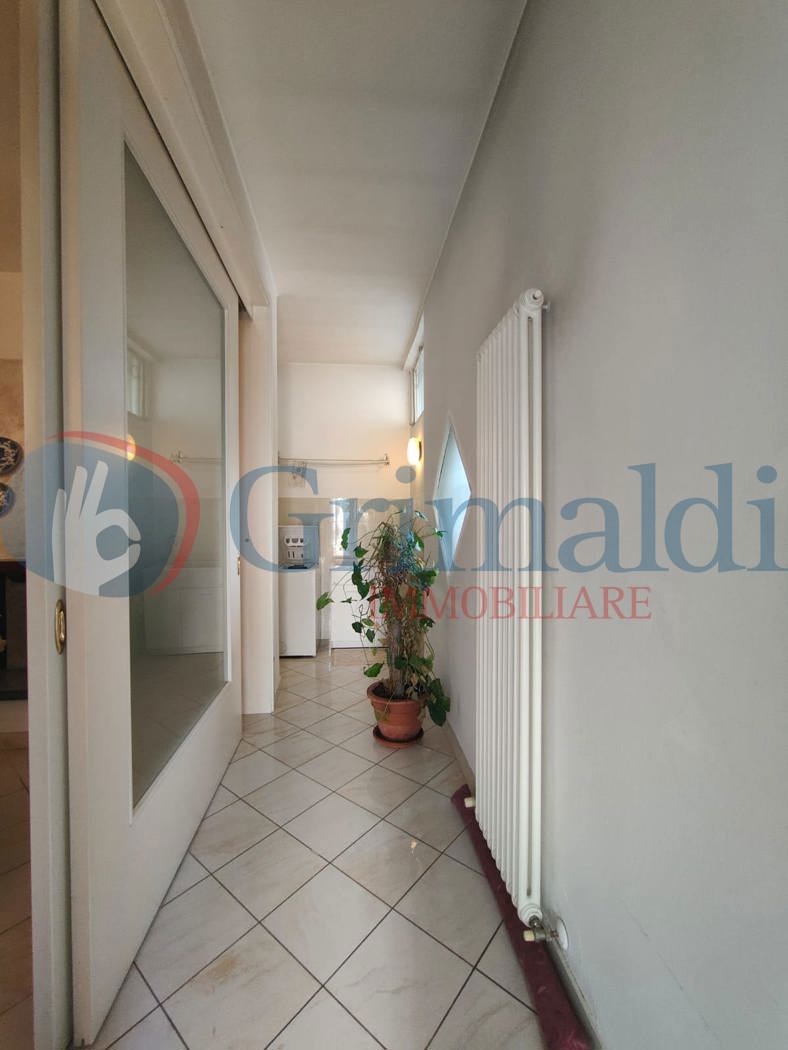 ingresso lavanderia.jpeg