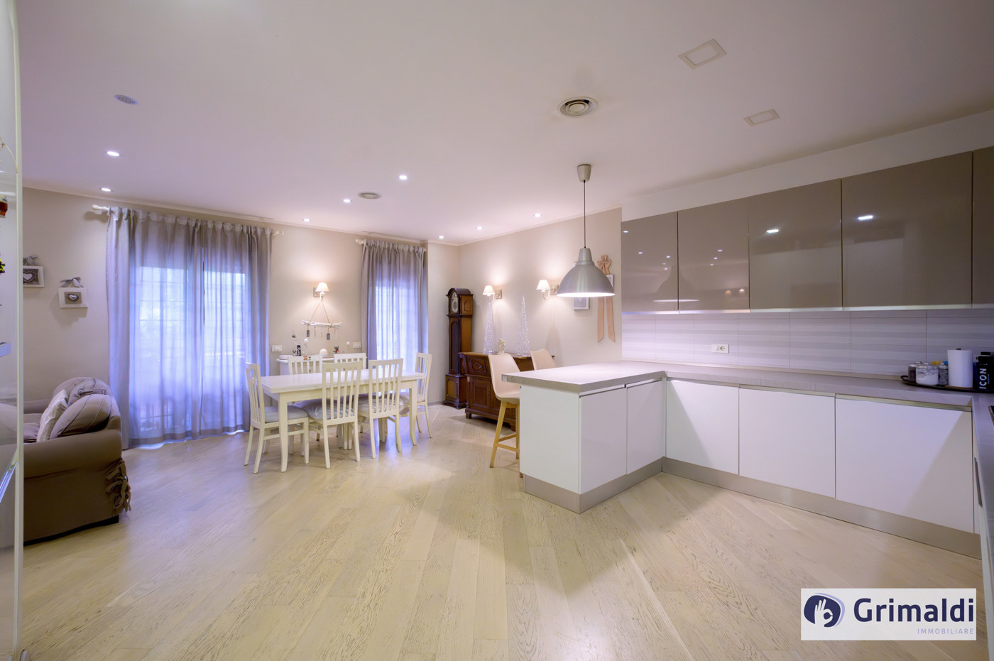CUCINA A VISTA