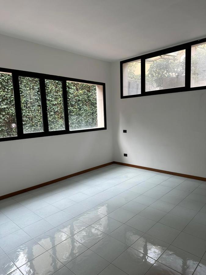 7 SALONE.jpg