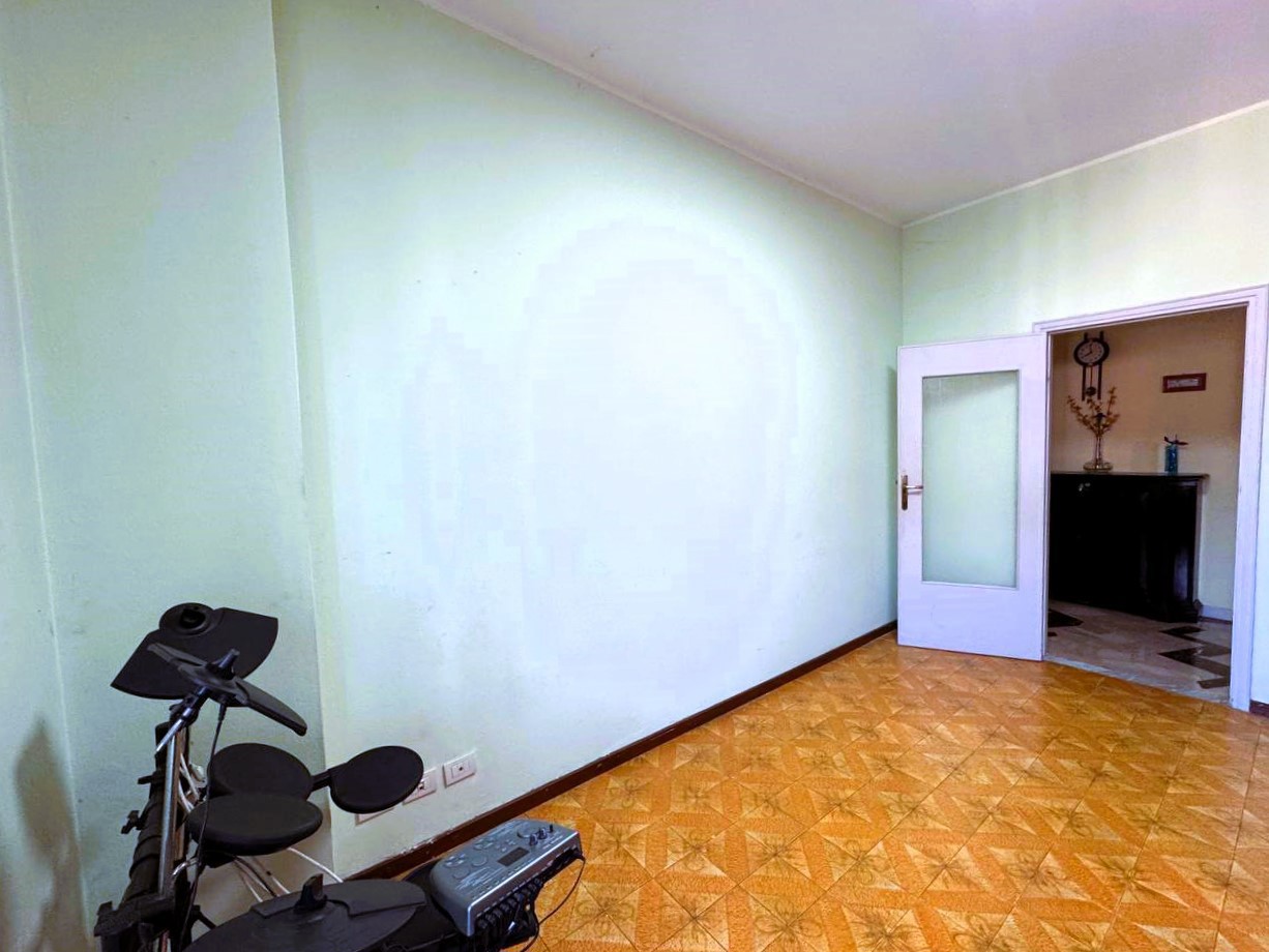 Camera da letto 4 / Studio