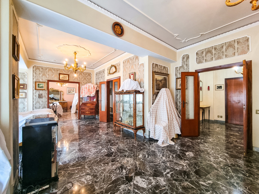 SALONE