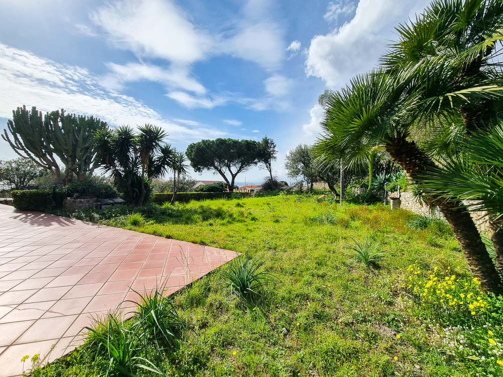 TERRAZZO E GIARDINO