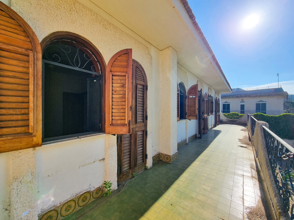 VERANDA