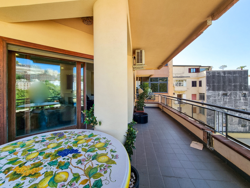 VERANDA