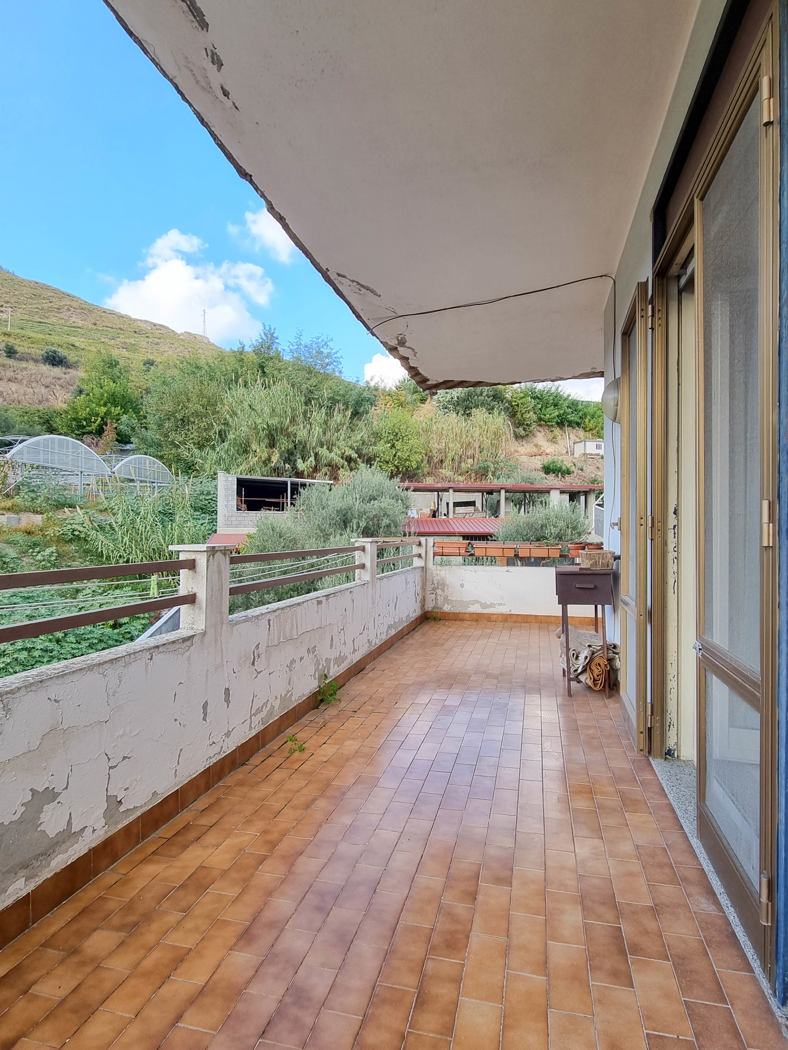BALCONE