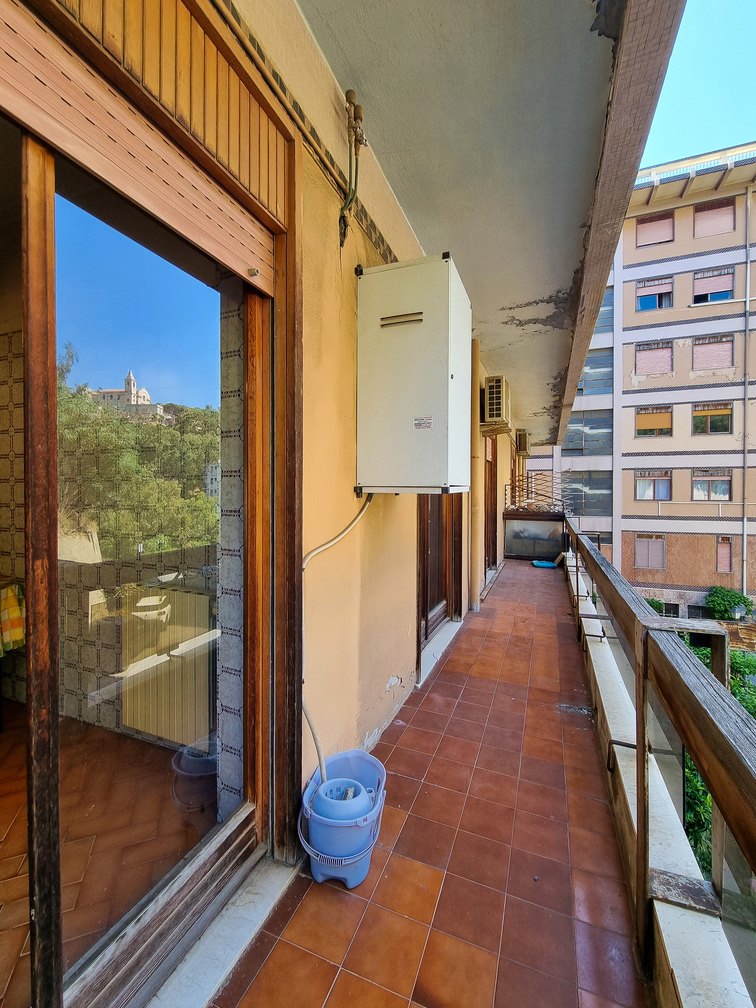 BALCONE