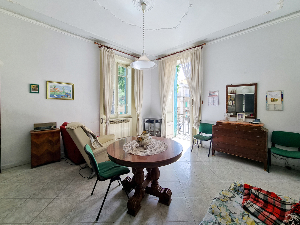 SALONE