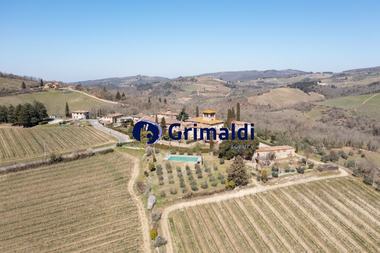 Casa La Piazza_DJI_0566-min.jpg
